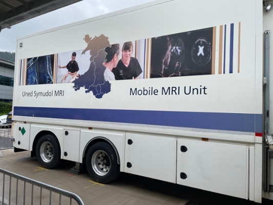 Mobile MRI Unit provides quicker access to treatment and reduces waiting times